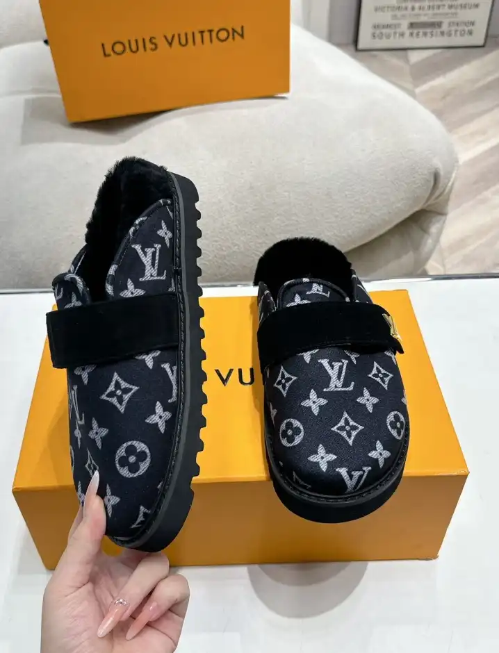 hype LV Slippers