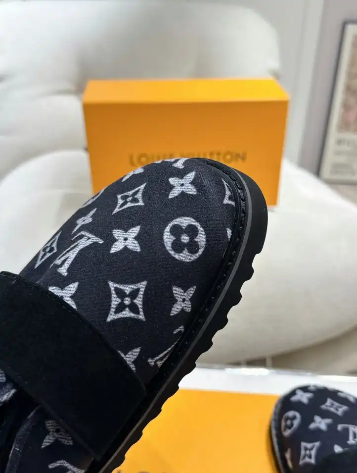 hype LV Slippers