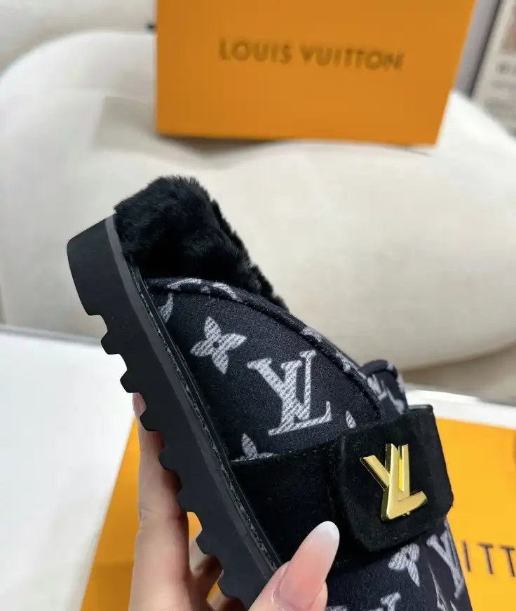 hype LV Slippers