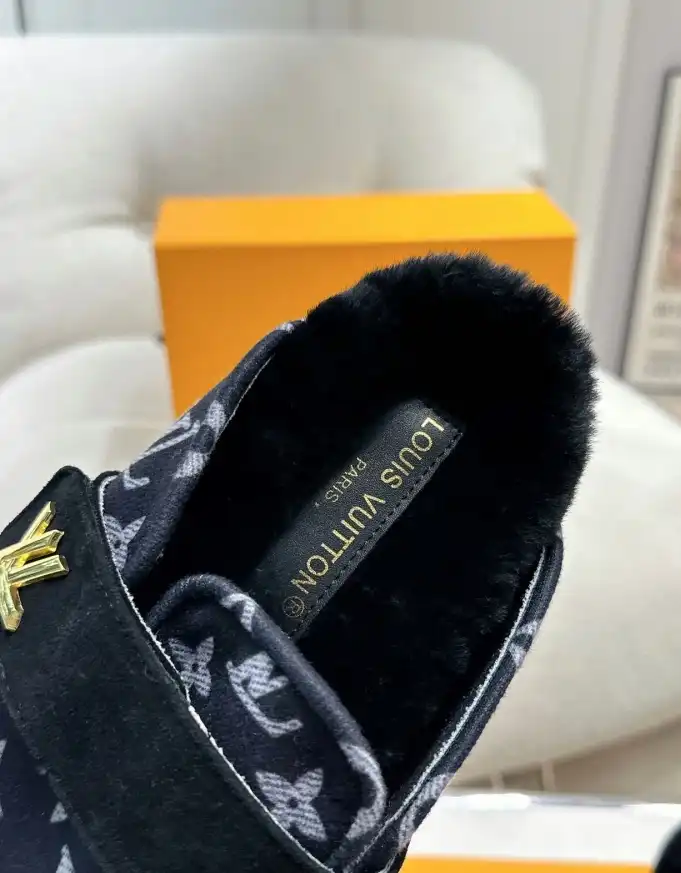 hype LV Slippers