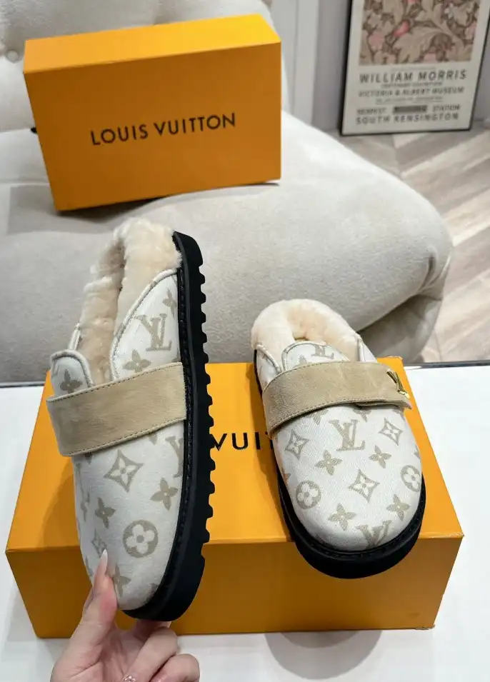 hype LV Slippers