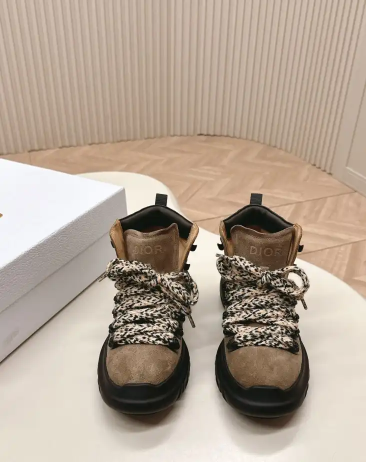 hype Christian Dior Boots