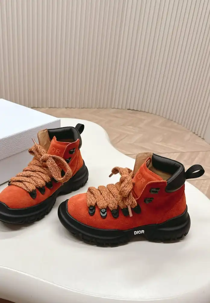 hype Christian Dior Boots