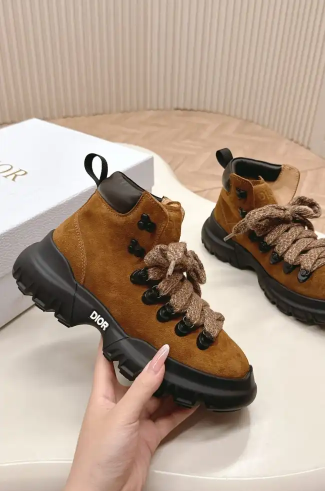 hype Christian Dior Boots