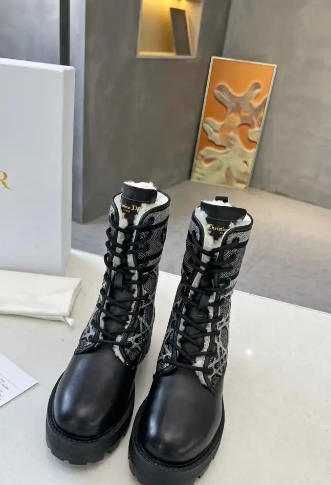 hype Christian Dior Boots