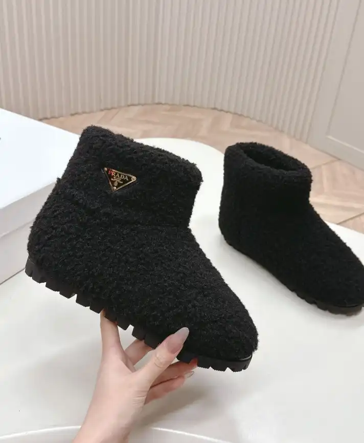 hype Prada Boots