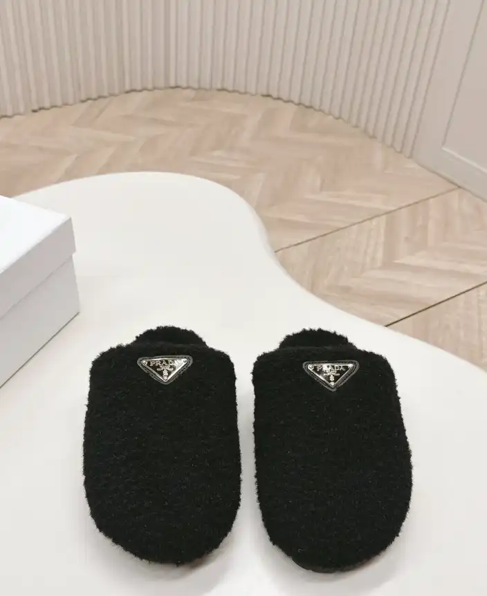 hype Prada Slippers