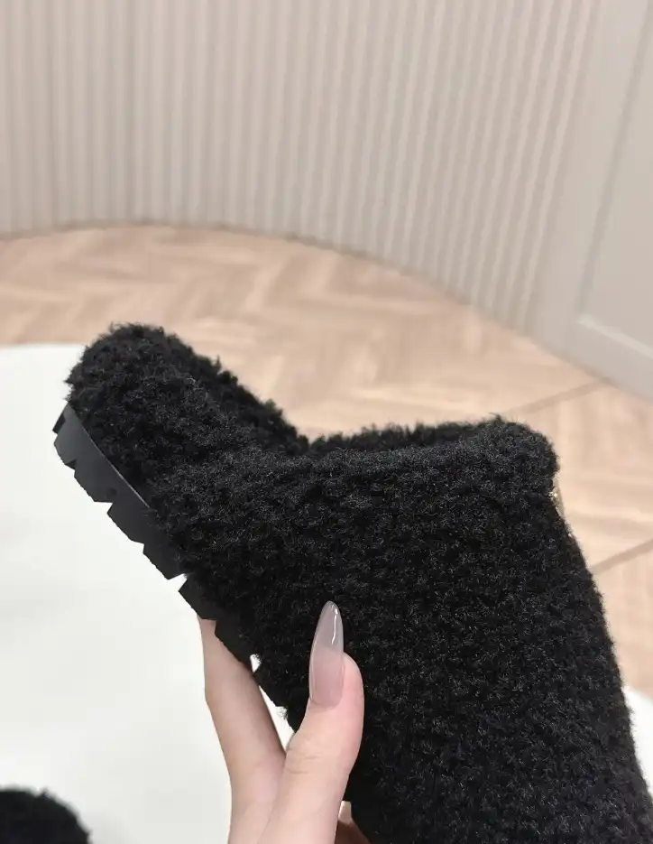 hype Prada Slippers