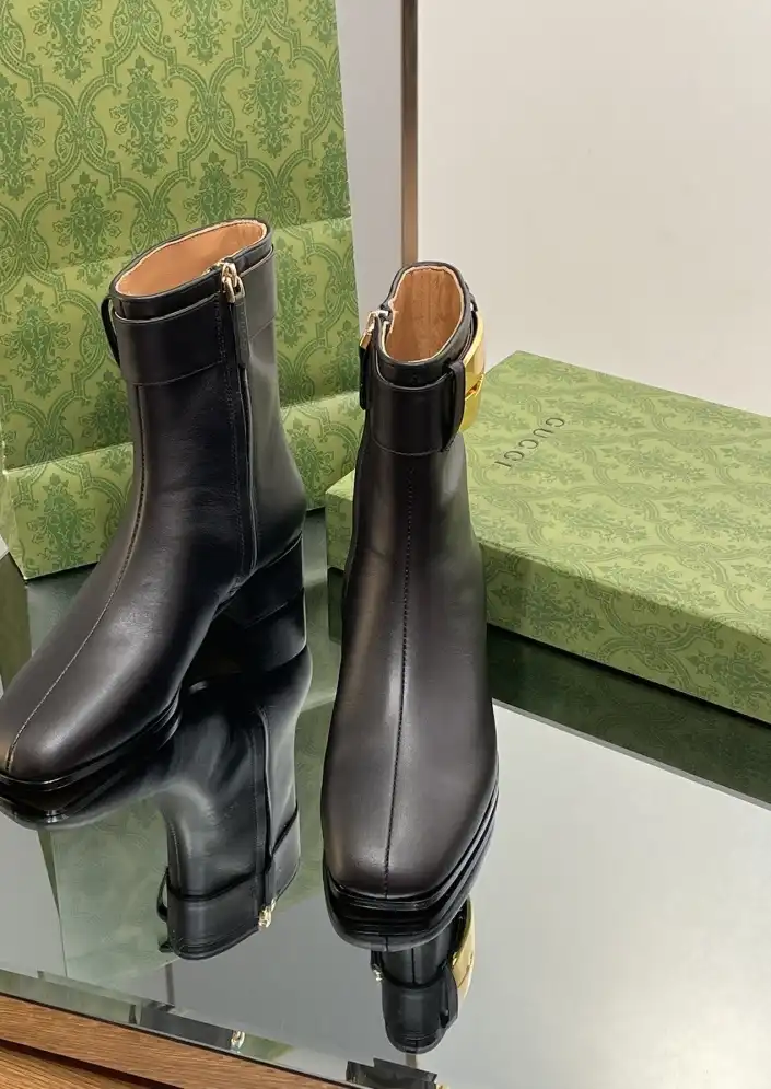 hype Gucci Boots