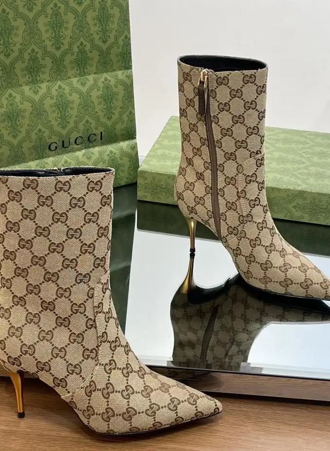 hype Gucci Boots