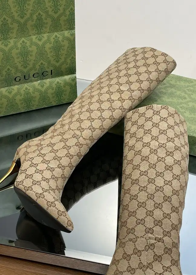 hype Gucci Boots