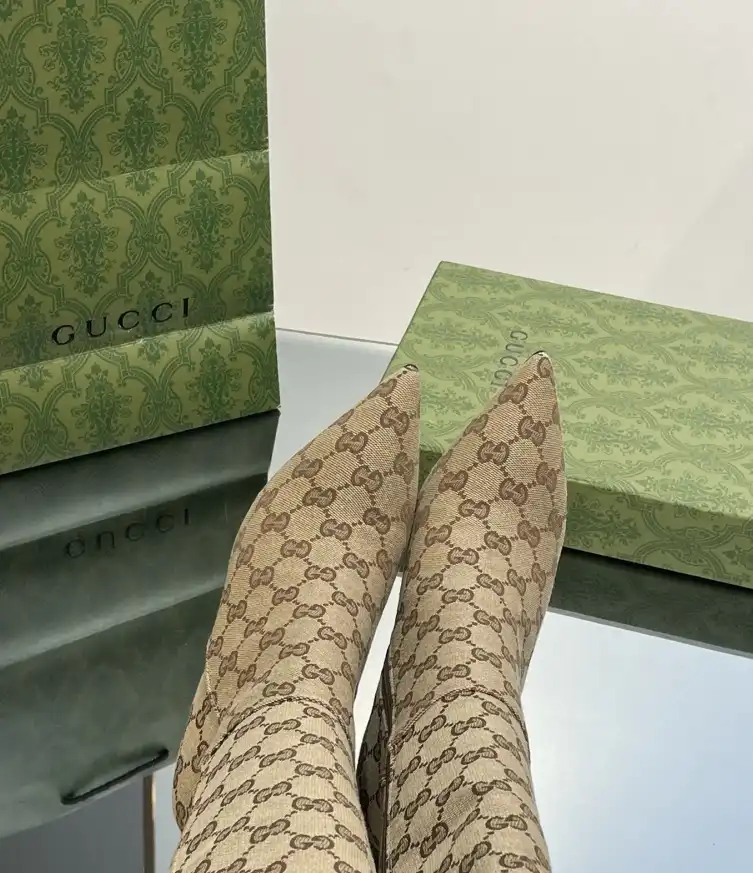 hype Gucci Boots