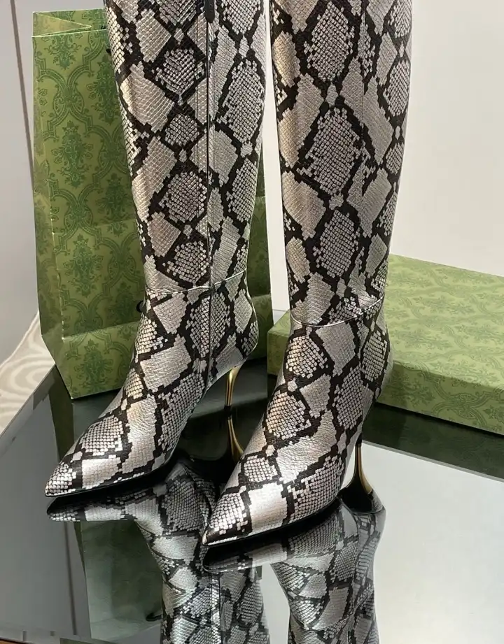 hype Gucci Boots