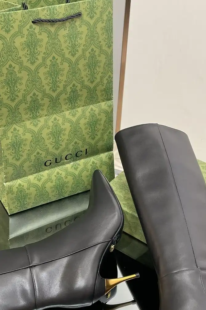 hype Gucci Boots