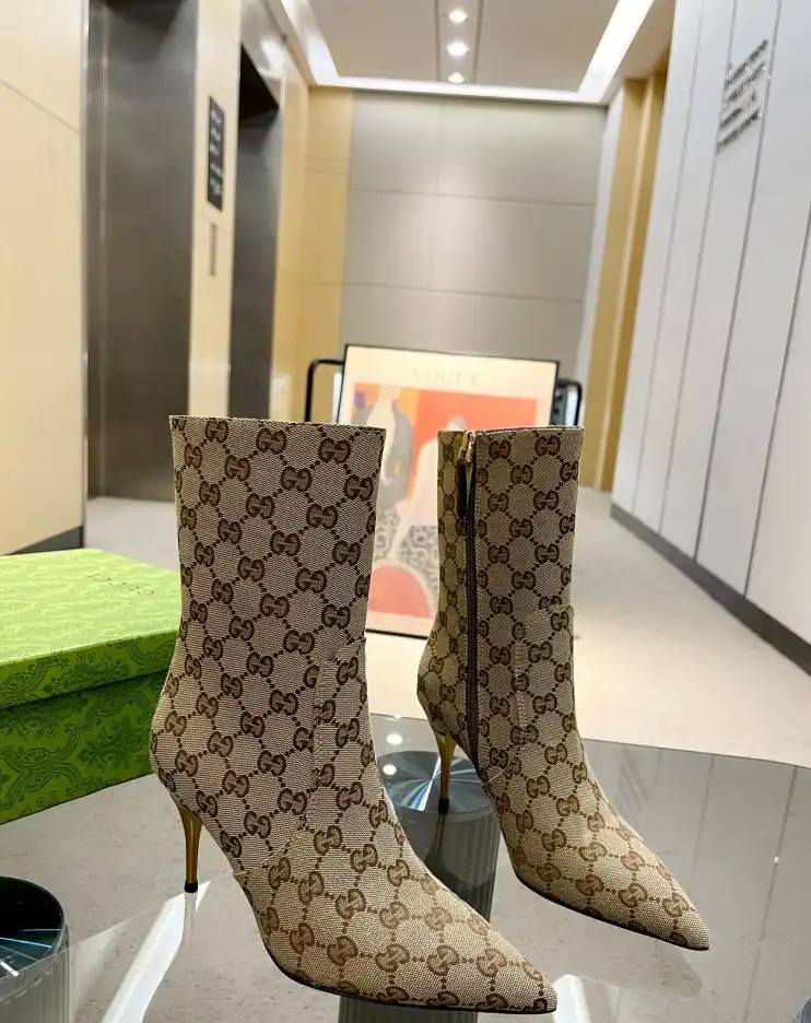 hype Gucci Boots