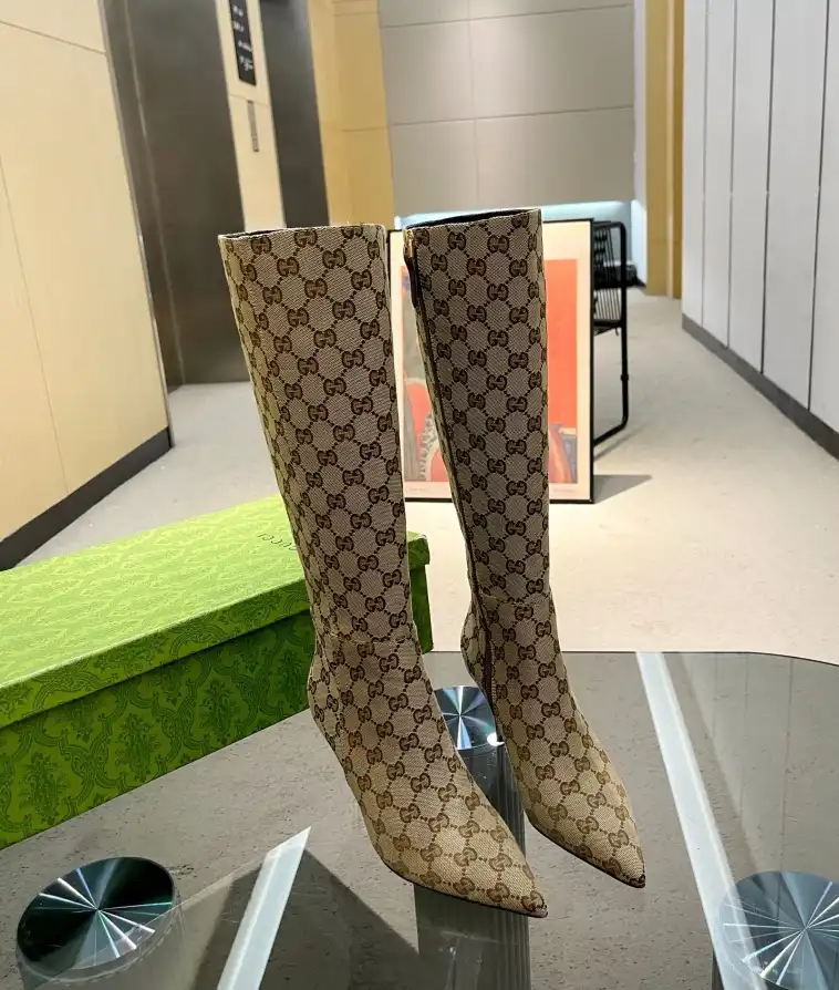 hype Gucci Boots