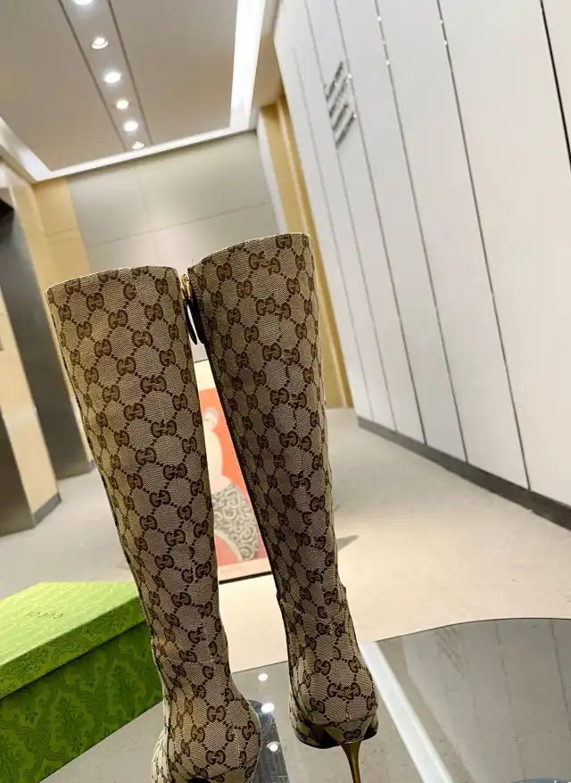 hype Gucci Boots