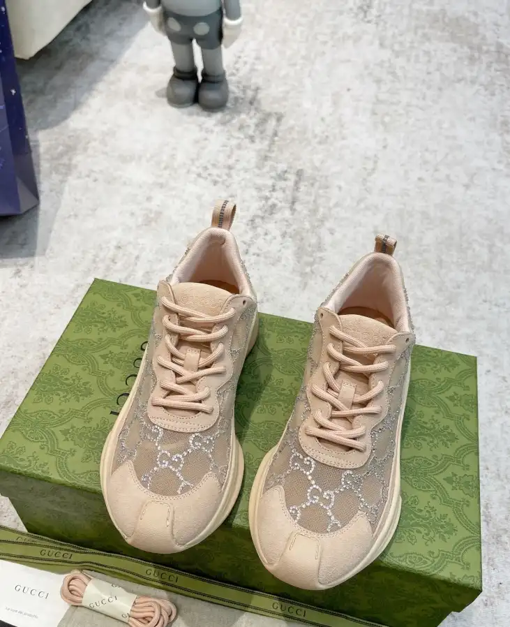 hype Gucci Sneakers