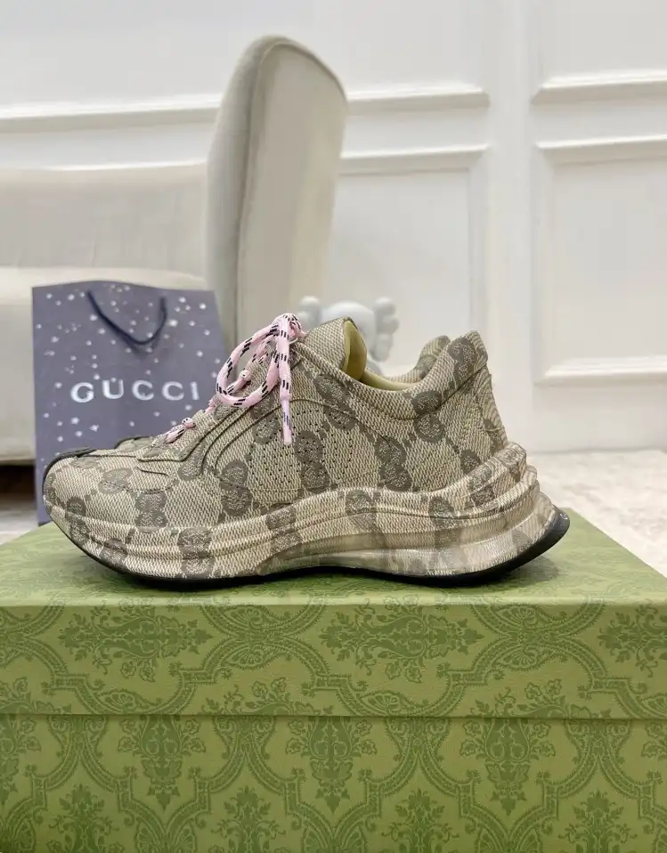 hype Gucci Sneakers