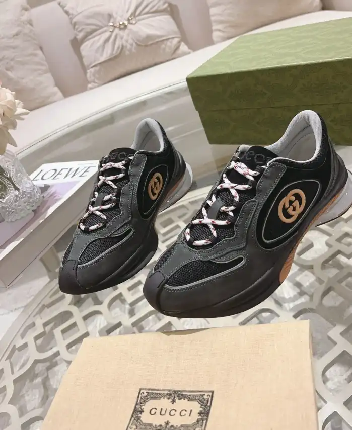 hype Gucci Sneakers