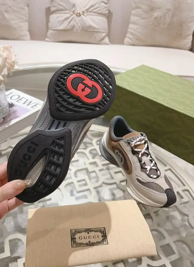 hype Gucci Sneakers