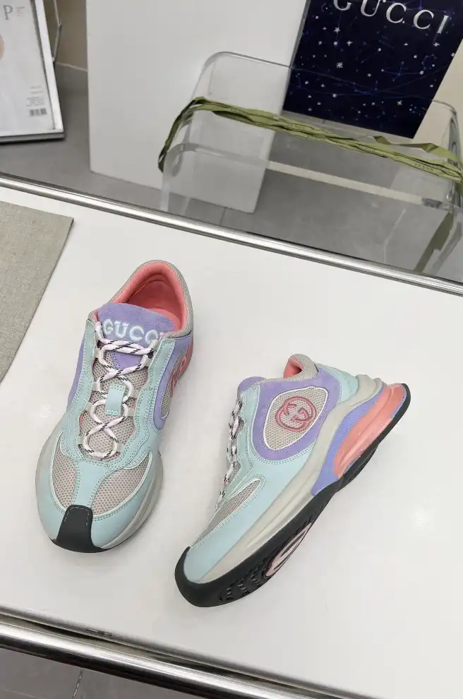 hype Gucci Sneakers