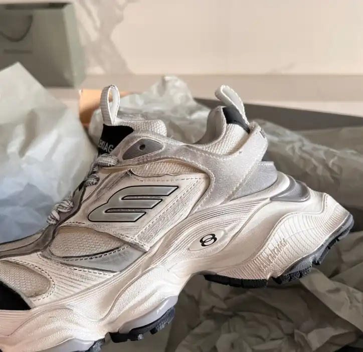 hype Balenciaga Sneakers