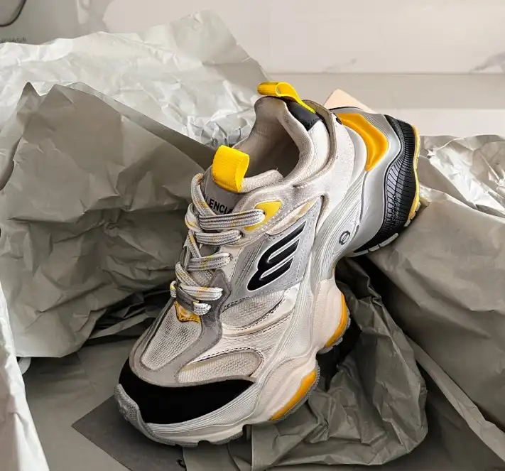 hype Balenciaga Sneakers