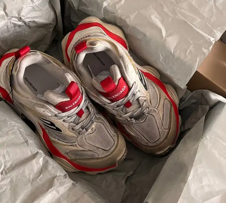 hype Balenciaga Sneakers