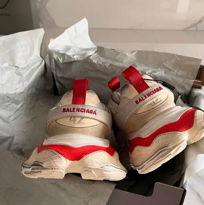 hype Balenciaga Sneakers