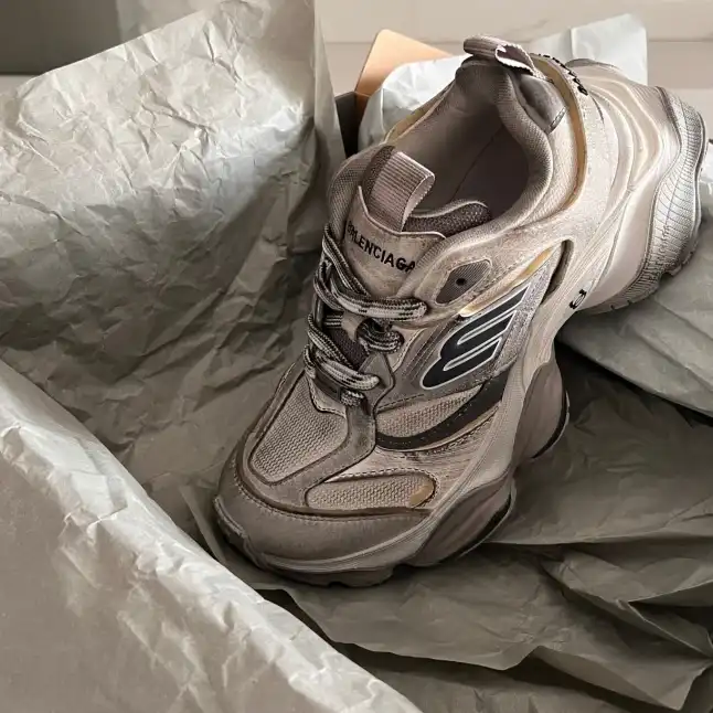 hype Balenciaga Sneakers