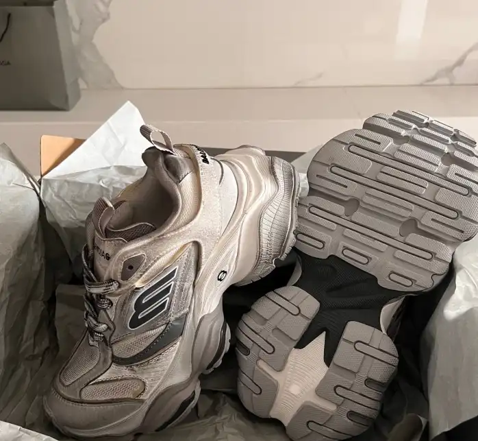 hype Balenciaga Sneakers