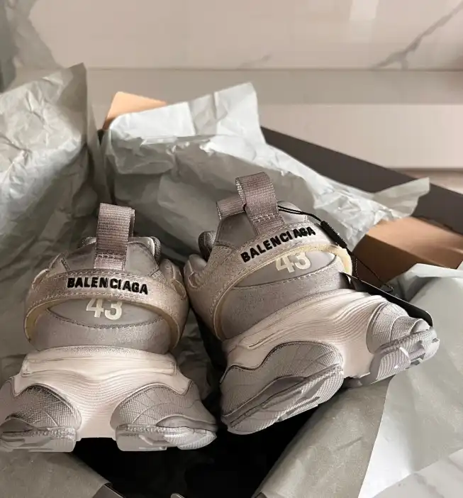 hype Balenciaga Sneakers