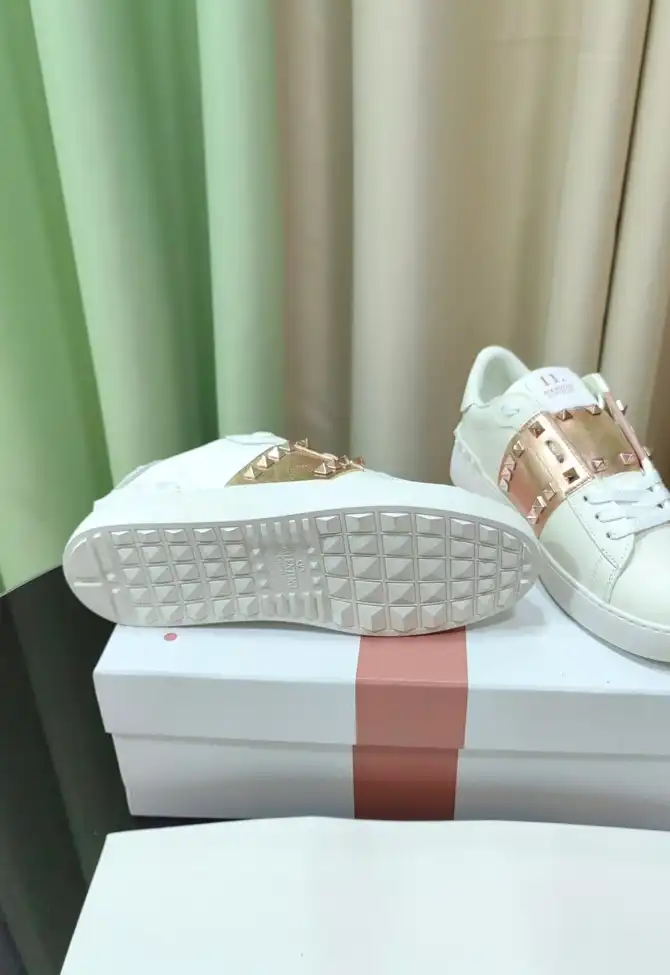 hype Valentino Casual Shoes