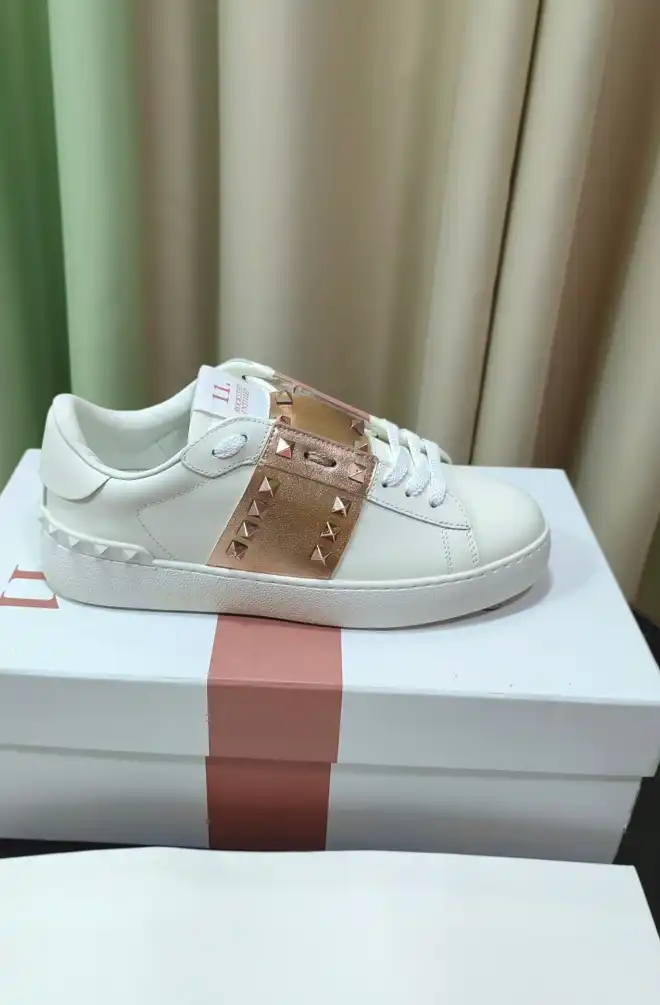 hype Valentino Casual Shoes