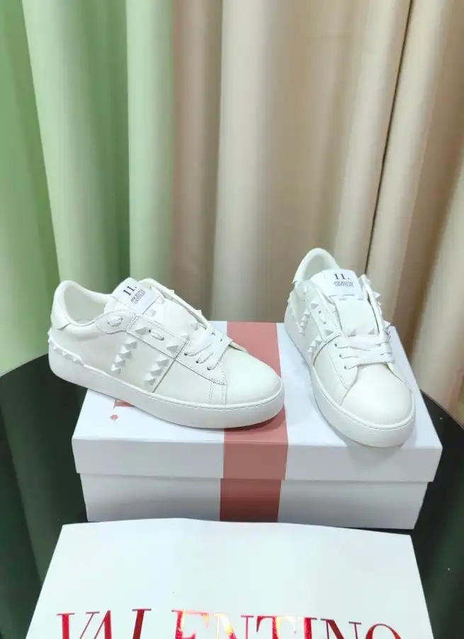 hype Valentino Casual Shoes