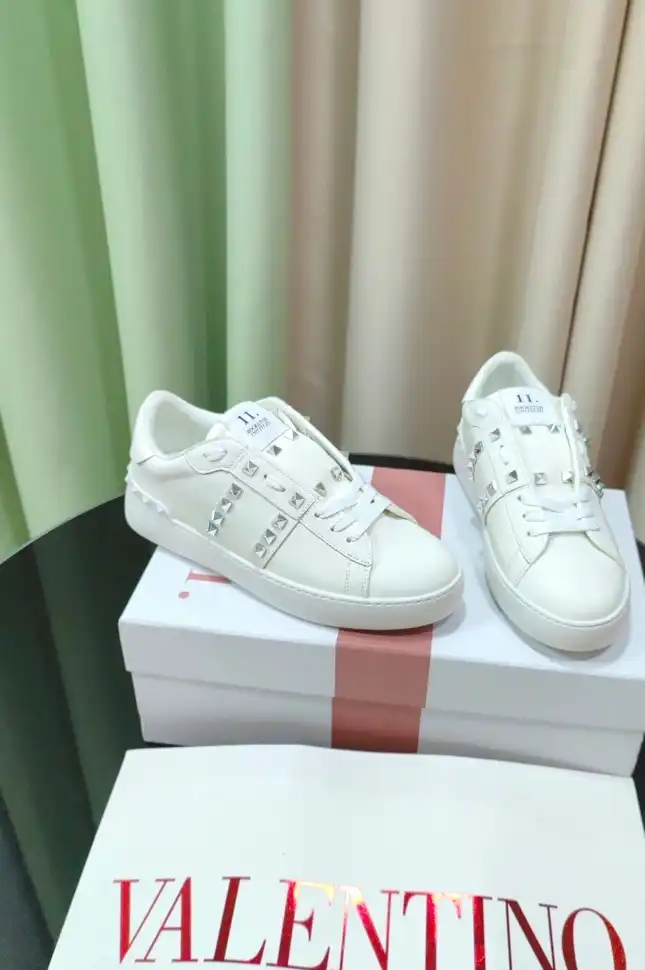 hype Valentino Casual Shoes