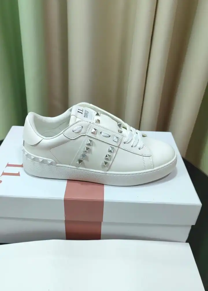 hype Valentino Casual Shoes