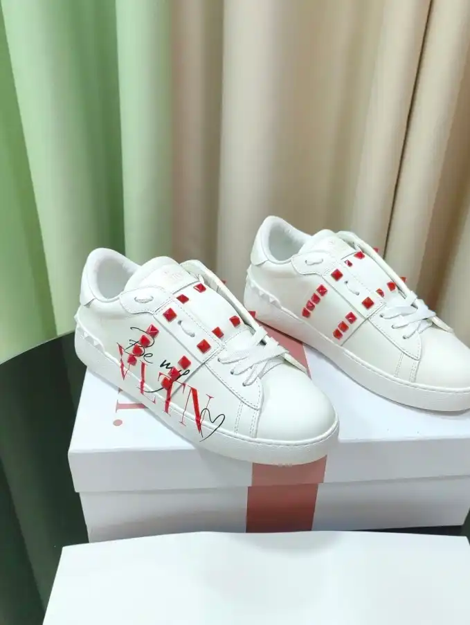 hype Valentino Casual Shoes