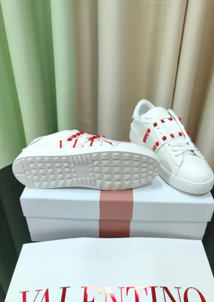 hype Valentino Casual Shoes