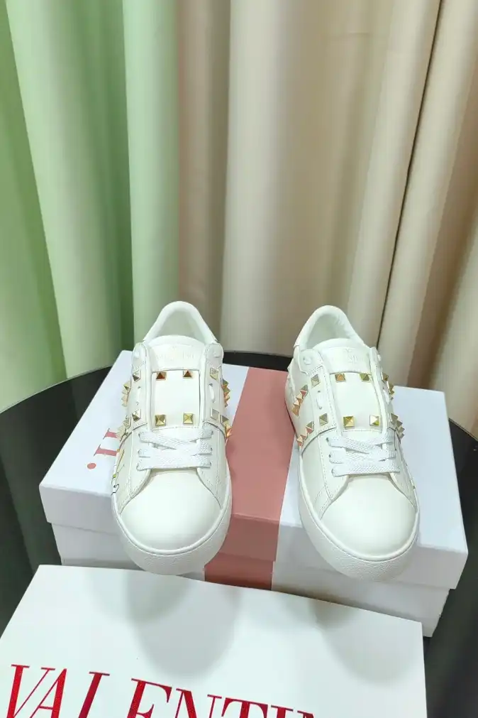 hype Valentino Casual Shoes