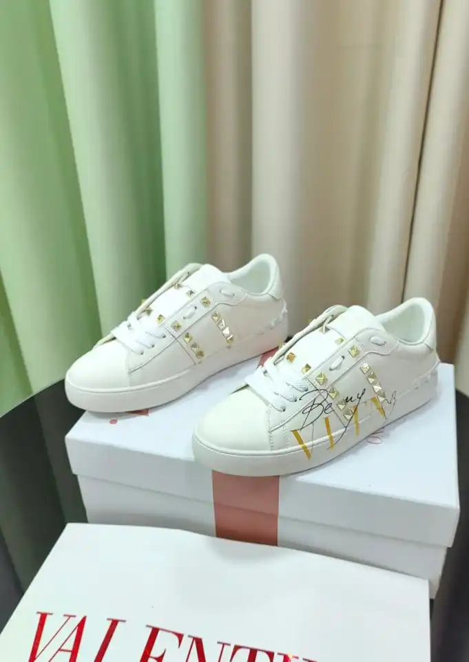 hype Valentino Casual Shoes