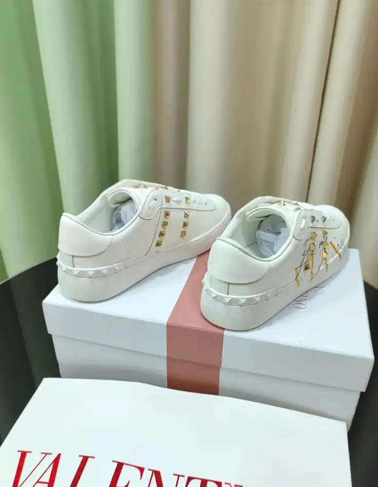 hype Valentino Casual Shoes