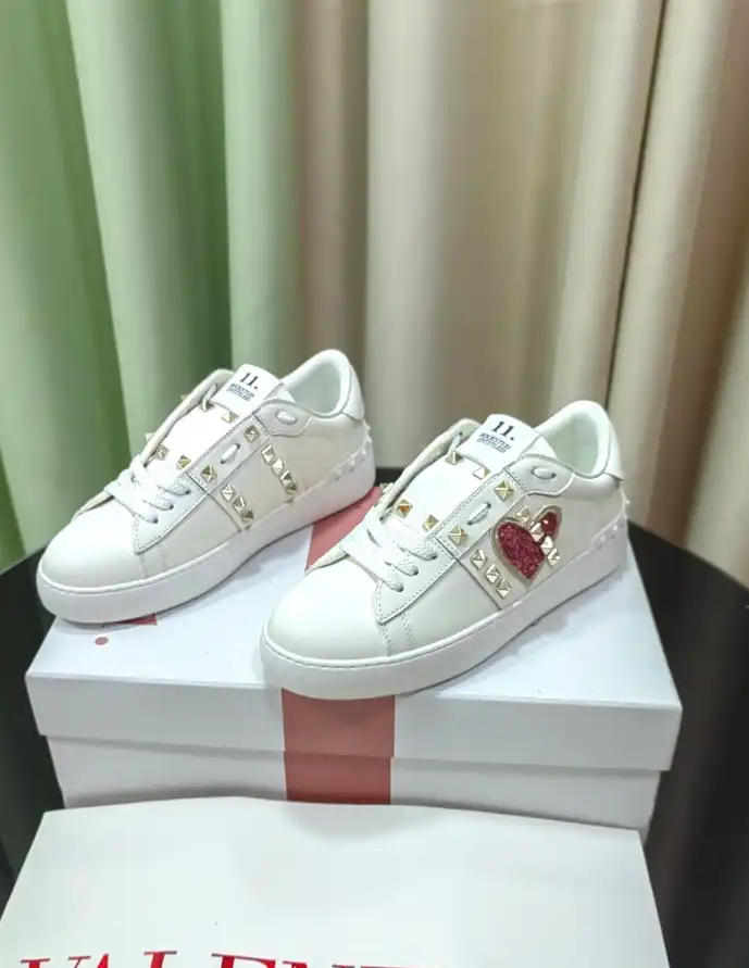 hype Valentino Casual Shoes