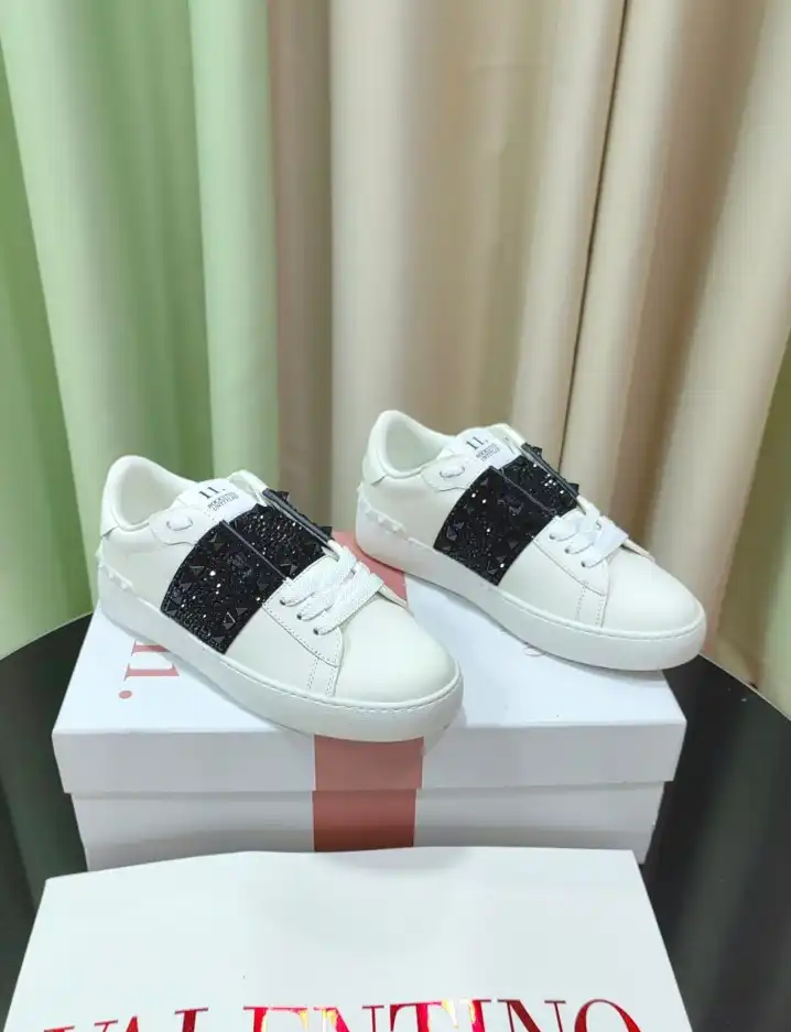 hype Valentino Casual Shoes