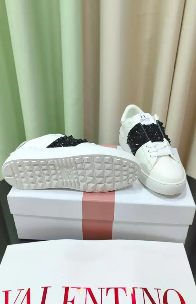 hype Valentino Casual Shoes