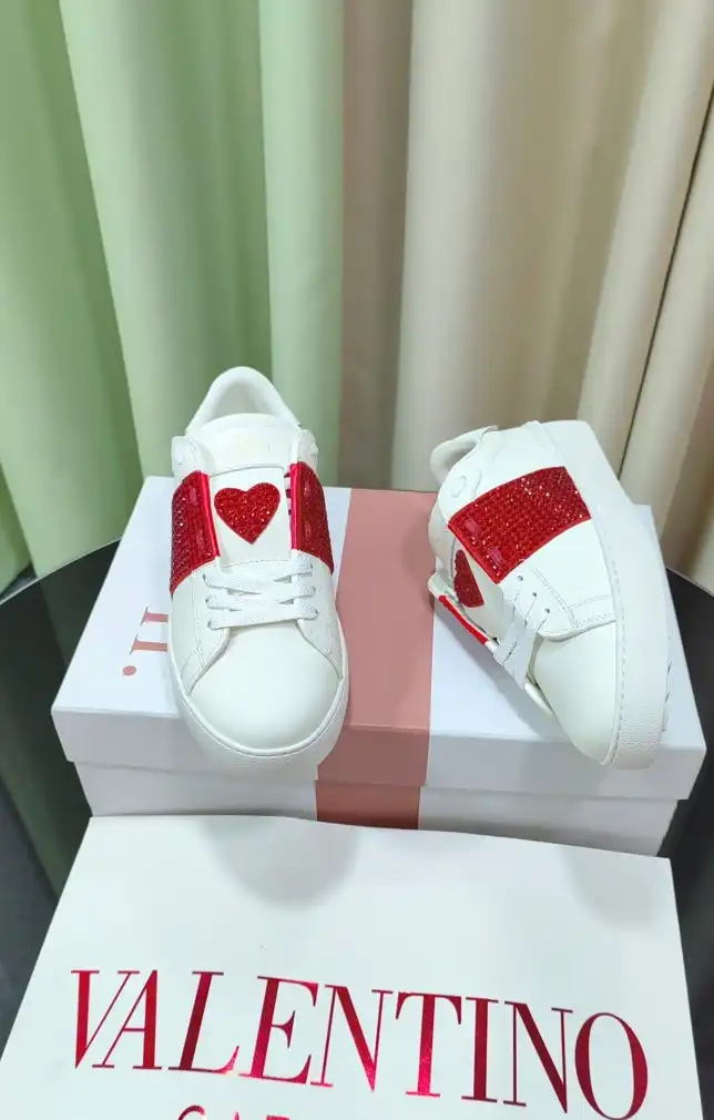 hype Valentino Casual Shoes