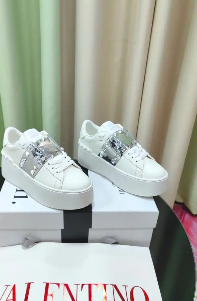 hype Valentino Casual Shoes