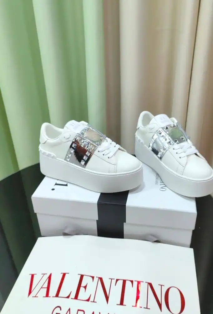 hype Valentino Casual Shoes