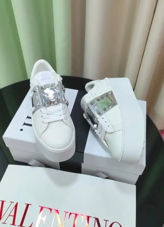 hype Valentino Casual Shoes